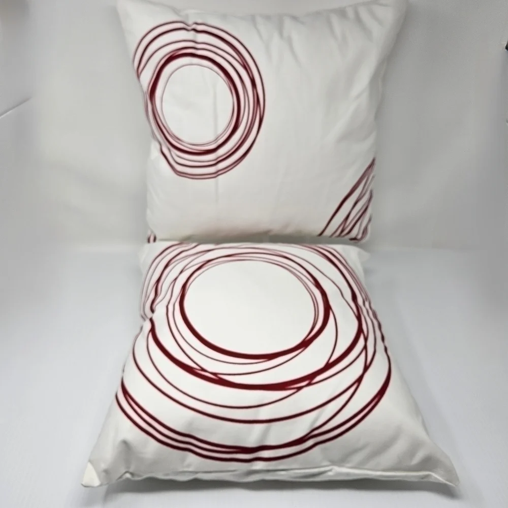 Modern Design Throw Pillows Removable Cotton Covers Red White 15 x 15 Square